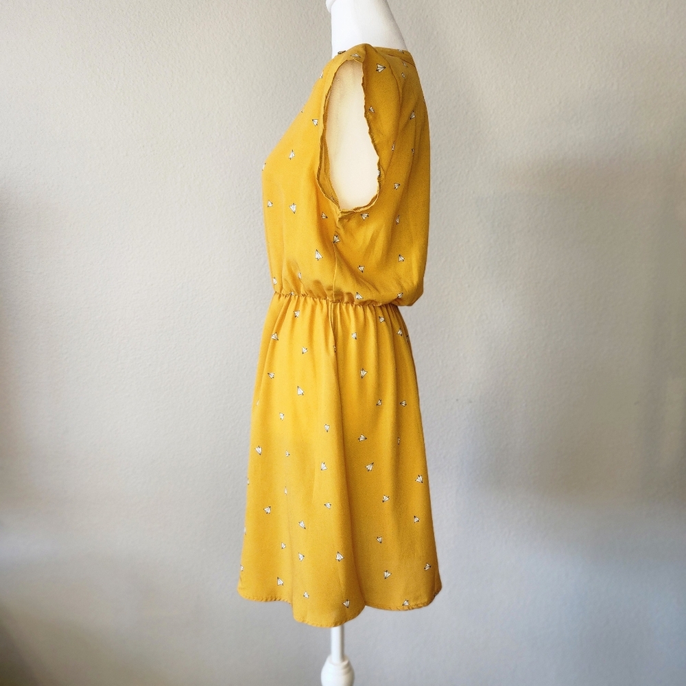 Sweet Rain Mustard Yellow Cap-Sleeve Mini Dress Paper Airplane Print Medium - Picture 5 of 15